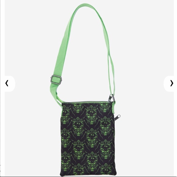 LOUNGEFLY DISNEY THE NIGHTMARE BEFORE CHRISTMAS TOWN CROSSBODY BAG & CARDHOLDER! - Picture 3 of 8